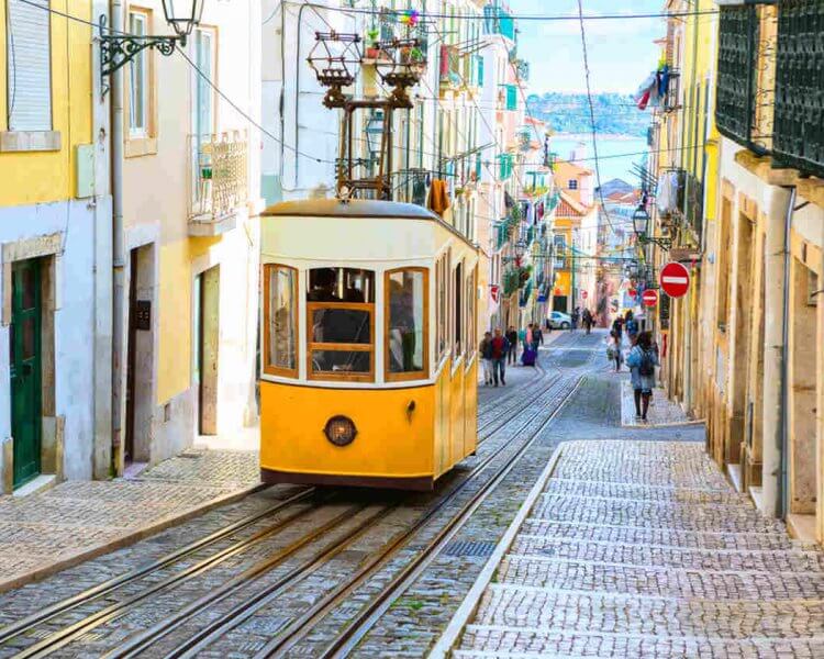 Lisbon - arreta student holiday destination