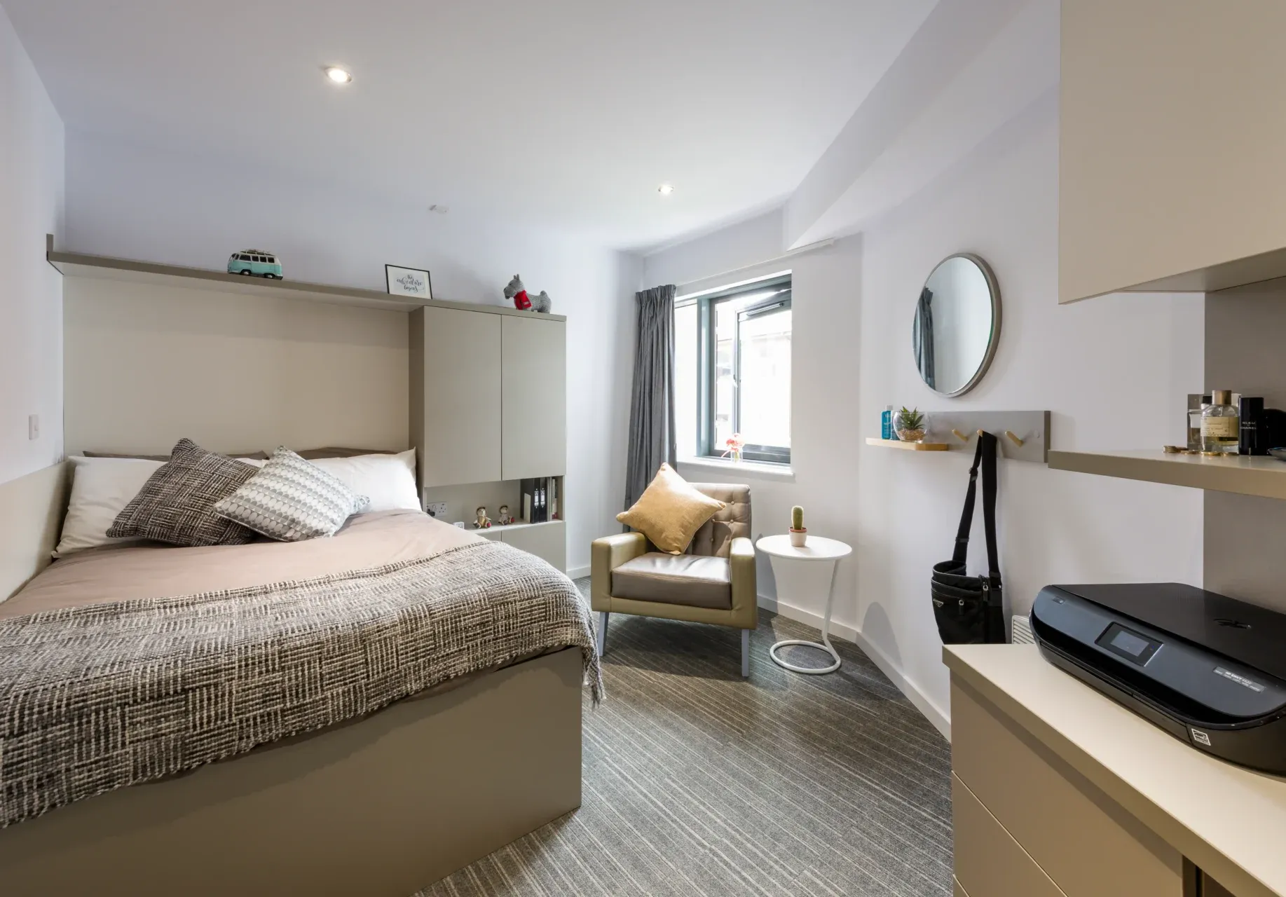 The Kingfisher Platinum Studio