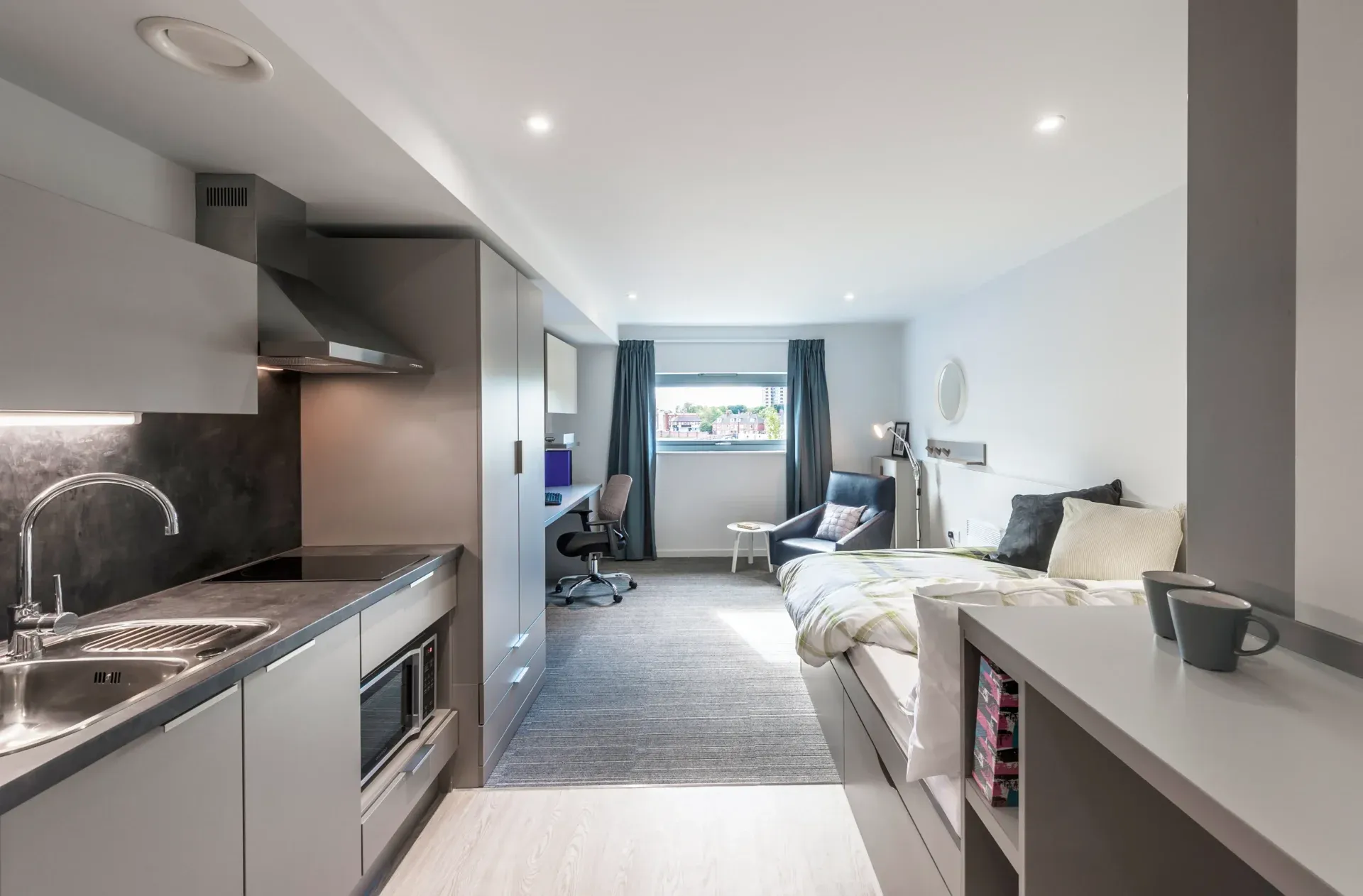 Verde Studio Apartment Bronze
