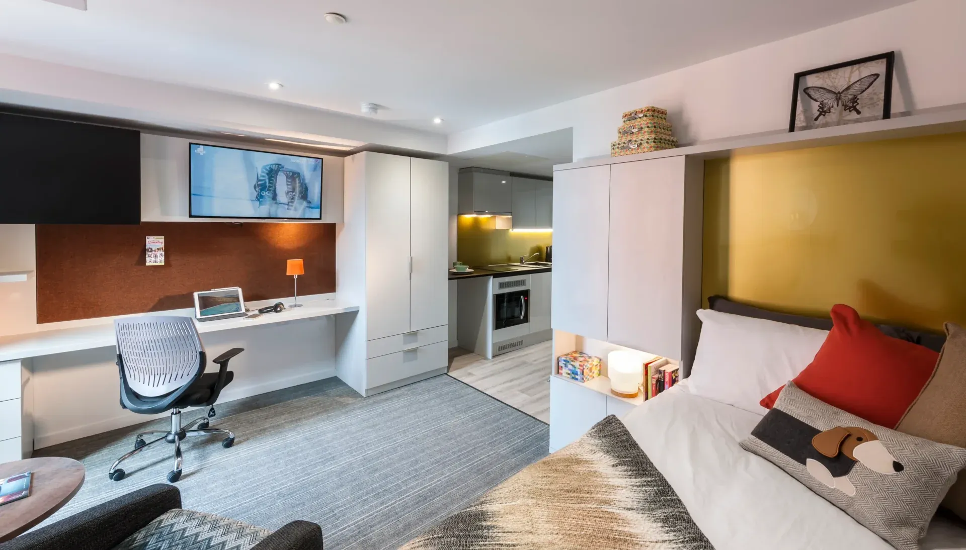 City Village Gold Studio