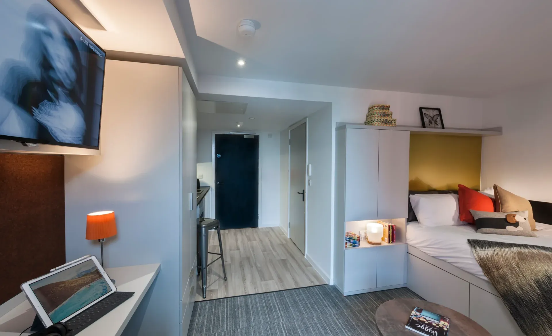City Village Gold Studio