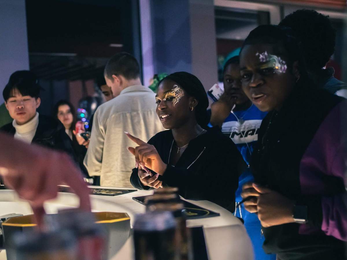 Vega house party