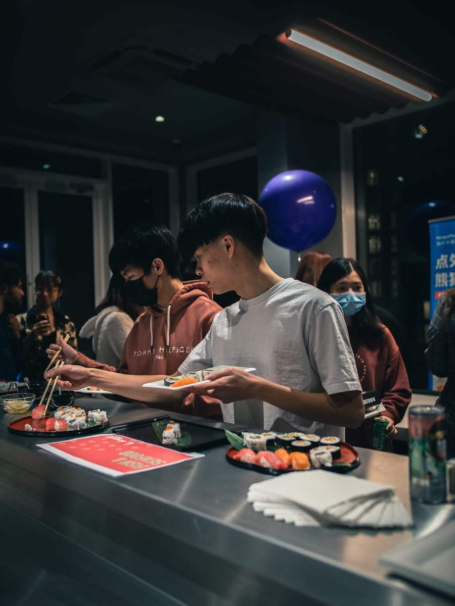 Vega house party
