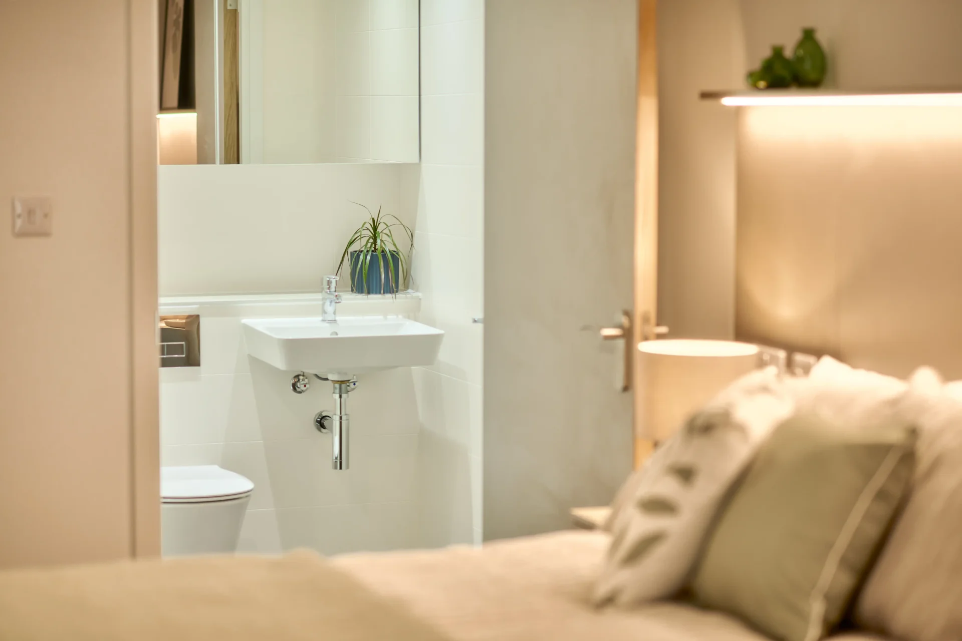 Square Gardens Platinum Studio (Floors 17 - 25)