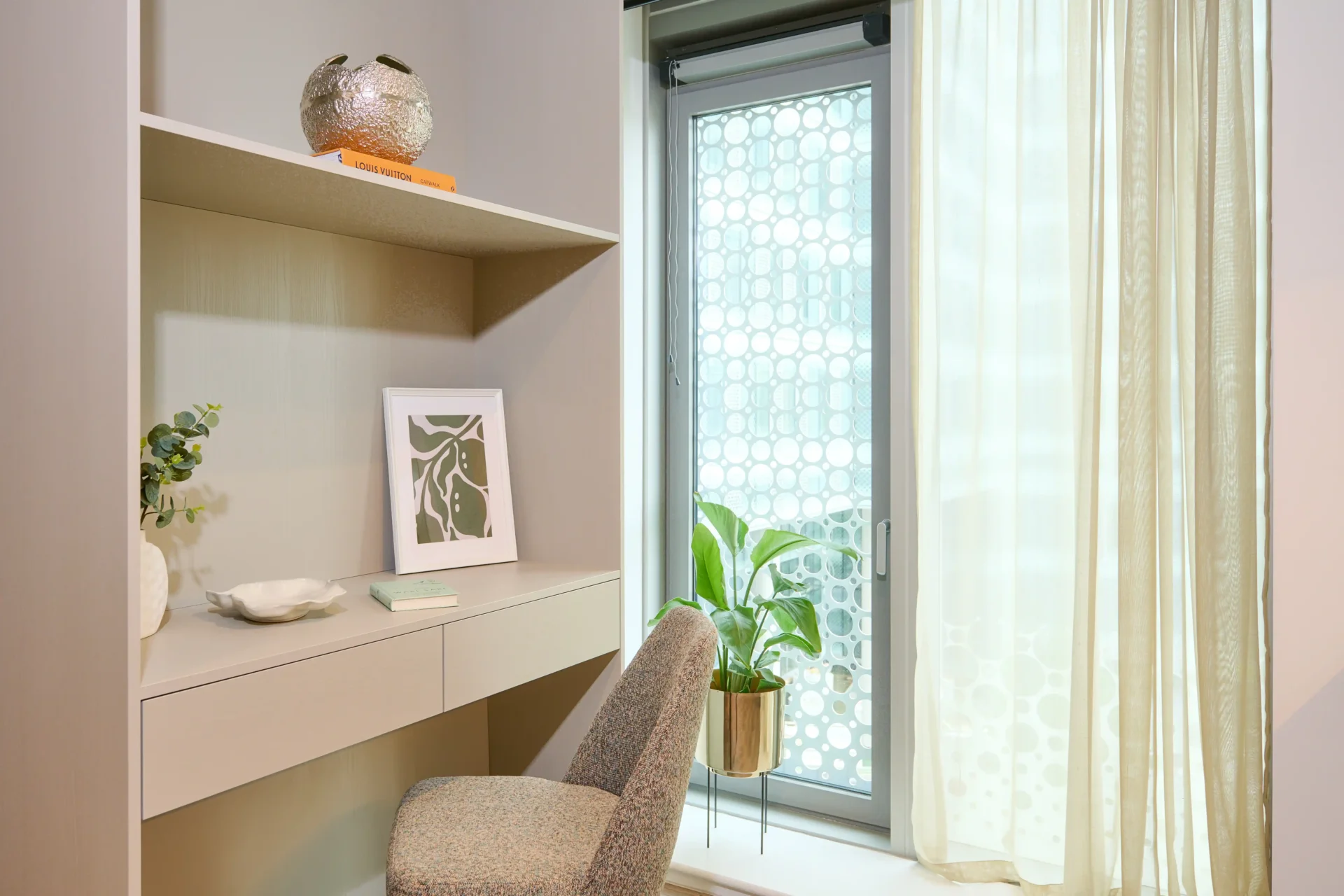 Square Gardens Platinum Studio (Floors 2 - 9)