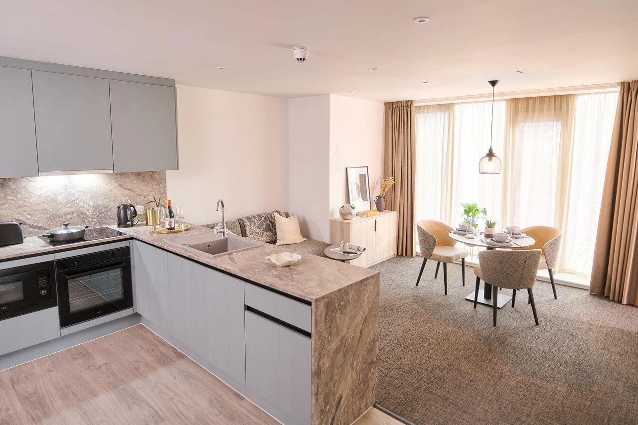 Square-Gardens-Acer-shared-apartment-kitchen-living